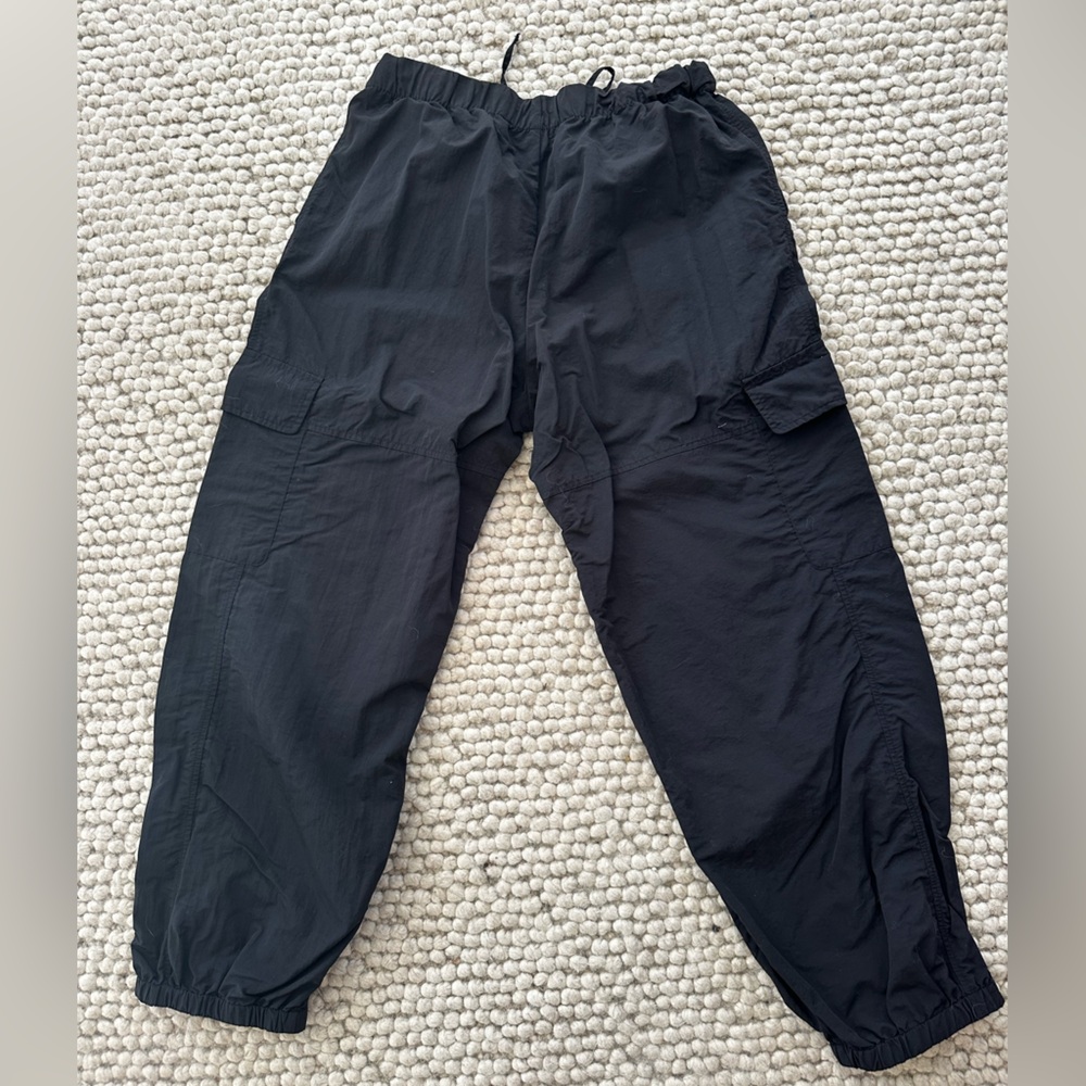 Zara Women’s Black Cargo Pants